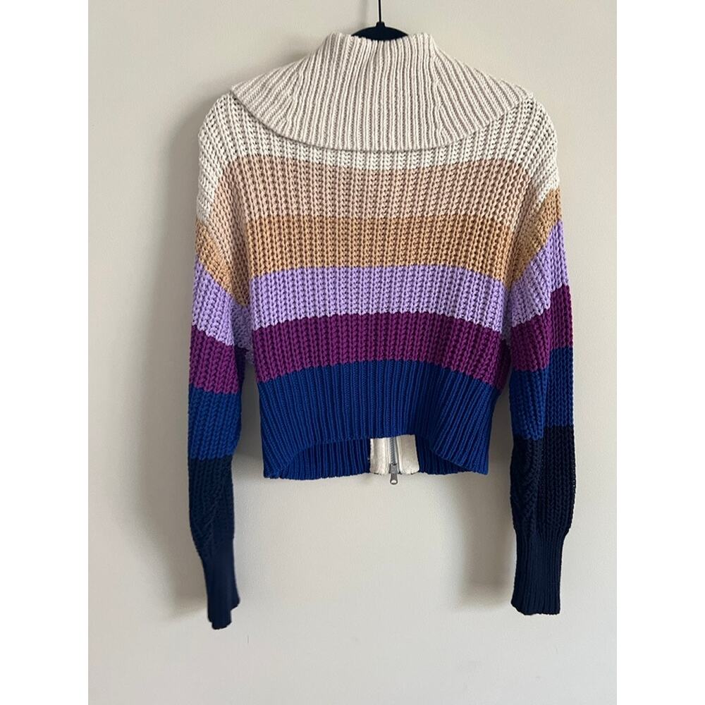 aerie Cropped Zip Cardigan in Cream, Tan, Lavender, Purple, Blue, Navy - Picture 4 of 4